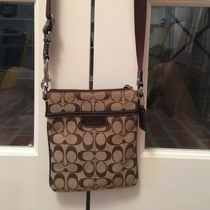 Authentic Coach Crossbody/Purse