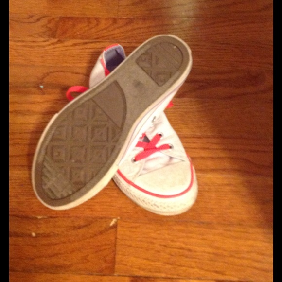 Girls white converse with neon pink laces size 2 - Picture 3 of 3