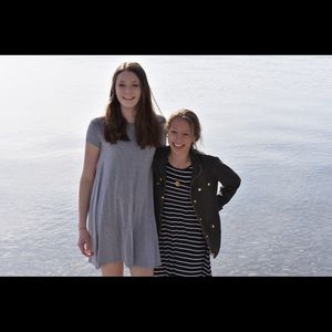 Meet your Posher, Caitlin