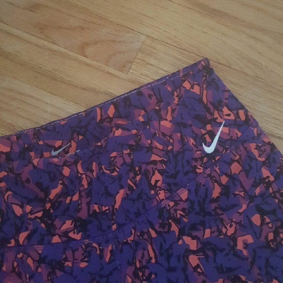 Like new Nike leggings! - Picture 2 of 4