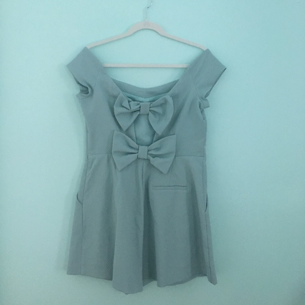 ASOS cute mint bow back romper ✨WITH REAL POCKETS✨