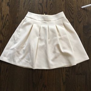 NWT Banana Republic ivory skirt