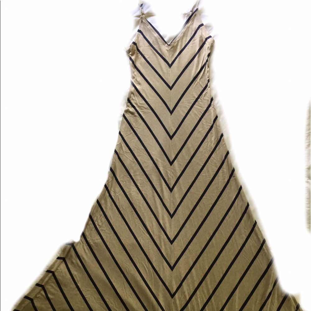 Max & Mia Maxi dress in size L