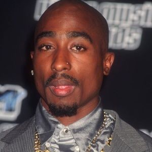 Meet your Posher, Swag