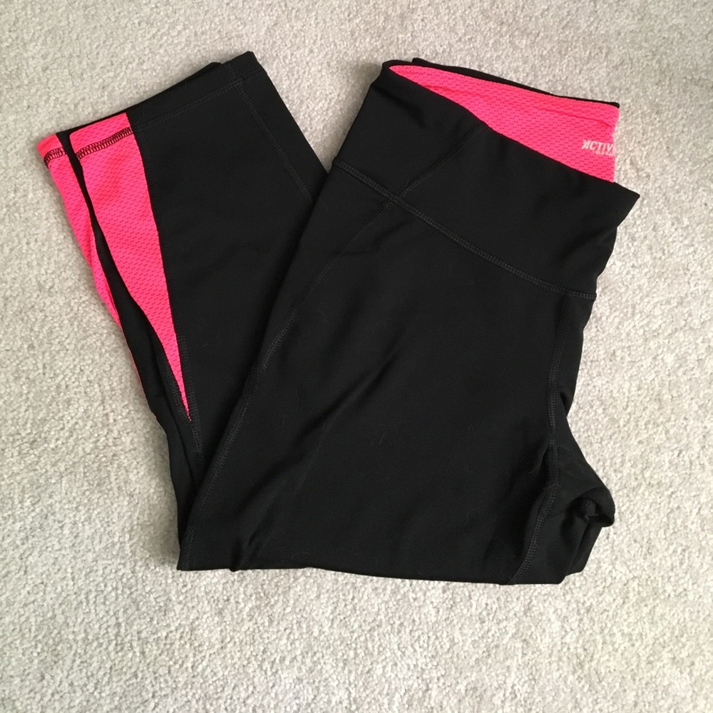 Old Navy activewear capris