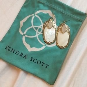 Kendra Scott white earrings