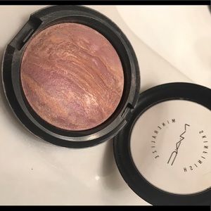 Mac Mineralized Skin Finish in Perfect Topping