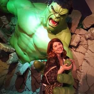 Meet your Posher, Sharon