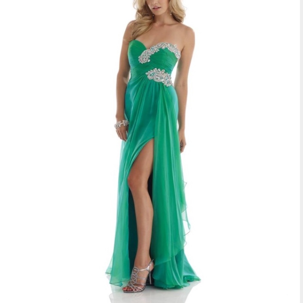 Morrell Maxie prom dress