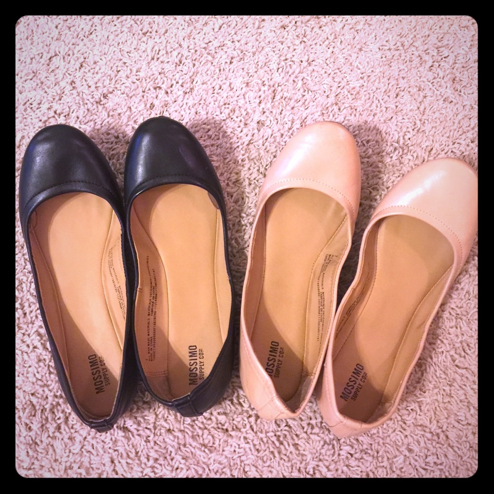 ❌SOLD❌ Bundle of flats😊