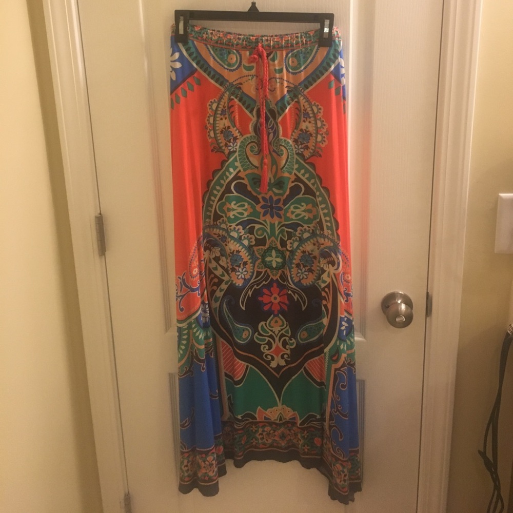 Flying Tomato maxi skirt