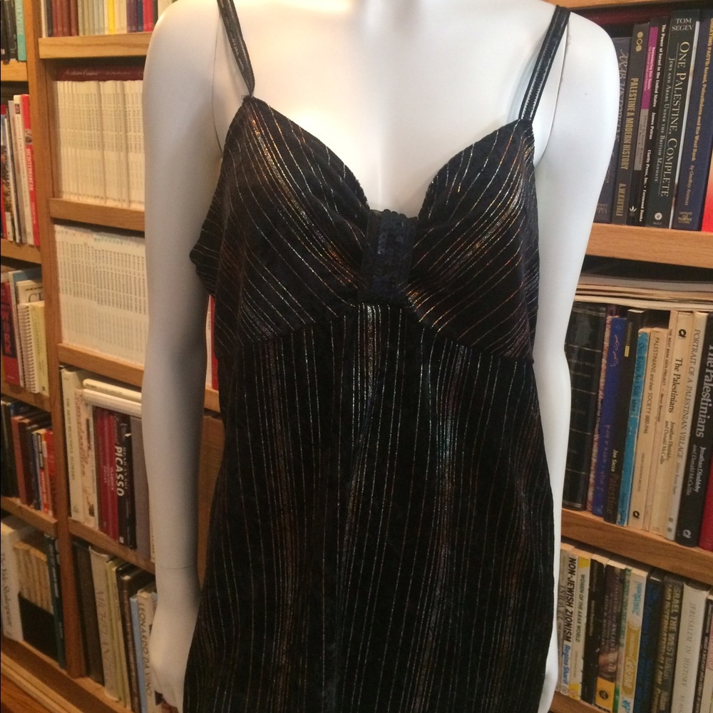 HerStory XL strappy & flirty blk/orange summer top
