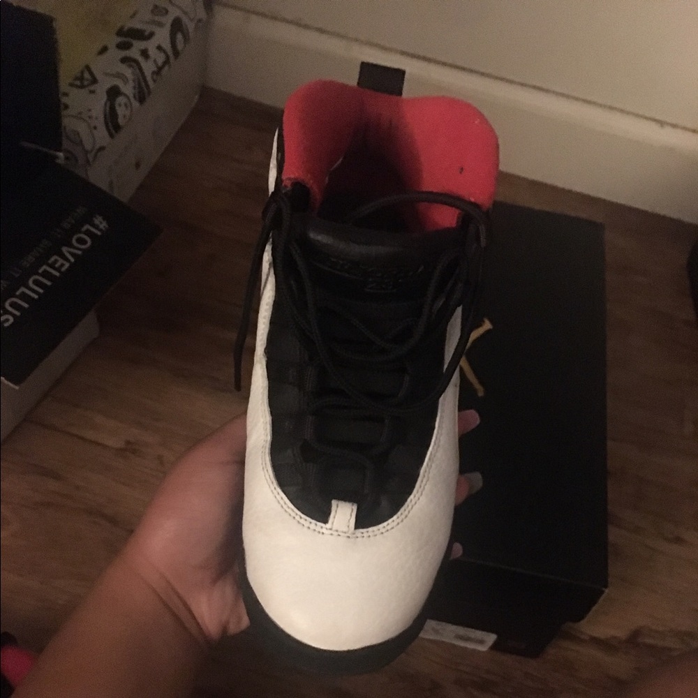 Air Jordan's 10's