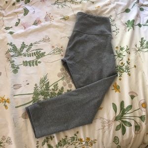 Lululemon Grey Cropped Leggings