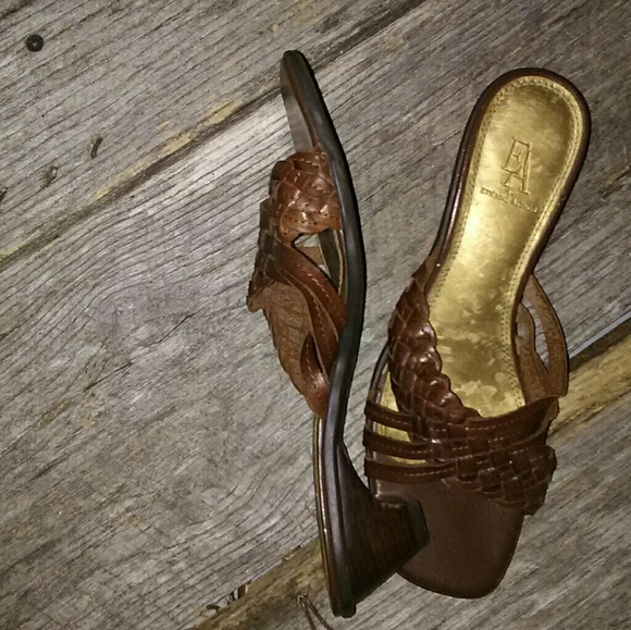 Etienne Aigner Sandals Final Price**** - Picture 3 of 4