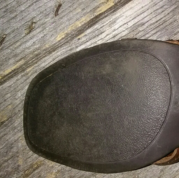 Etienne Aigner Sandals Final Price**** - Picture 4 of 4