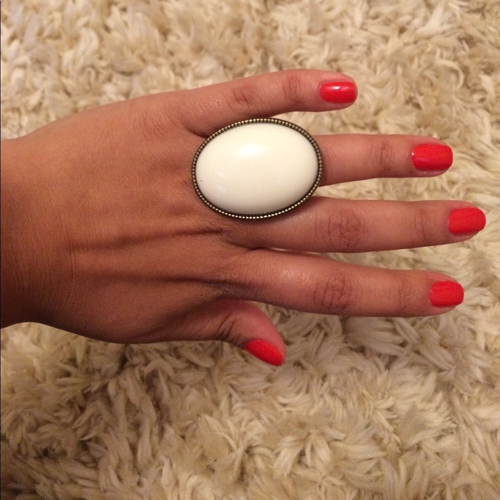 Stunning Statement Ring - image 1