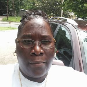 Meet your Posher, Selina