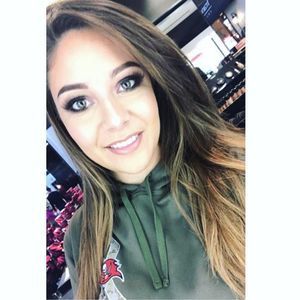 Meet your Posher, Victoria