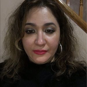 Meet your Posher, Irina