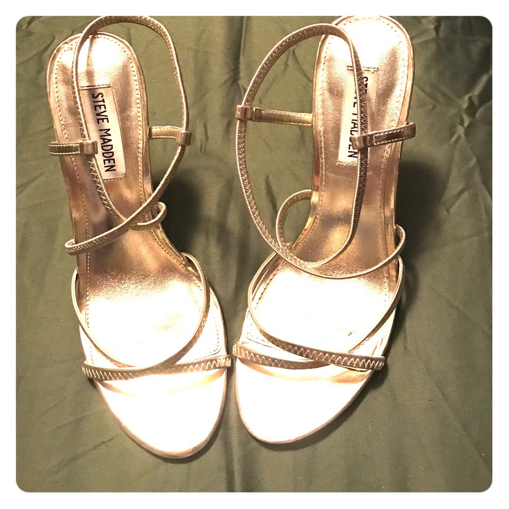 STEVE MADDEN DAPHNY GOLD HIGH HEELS SIZE 8 👠 - Picture 1 of 8
