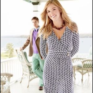 {Vineyard Vines} Navy and White Print Wrap Dress