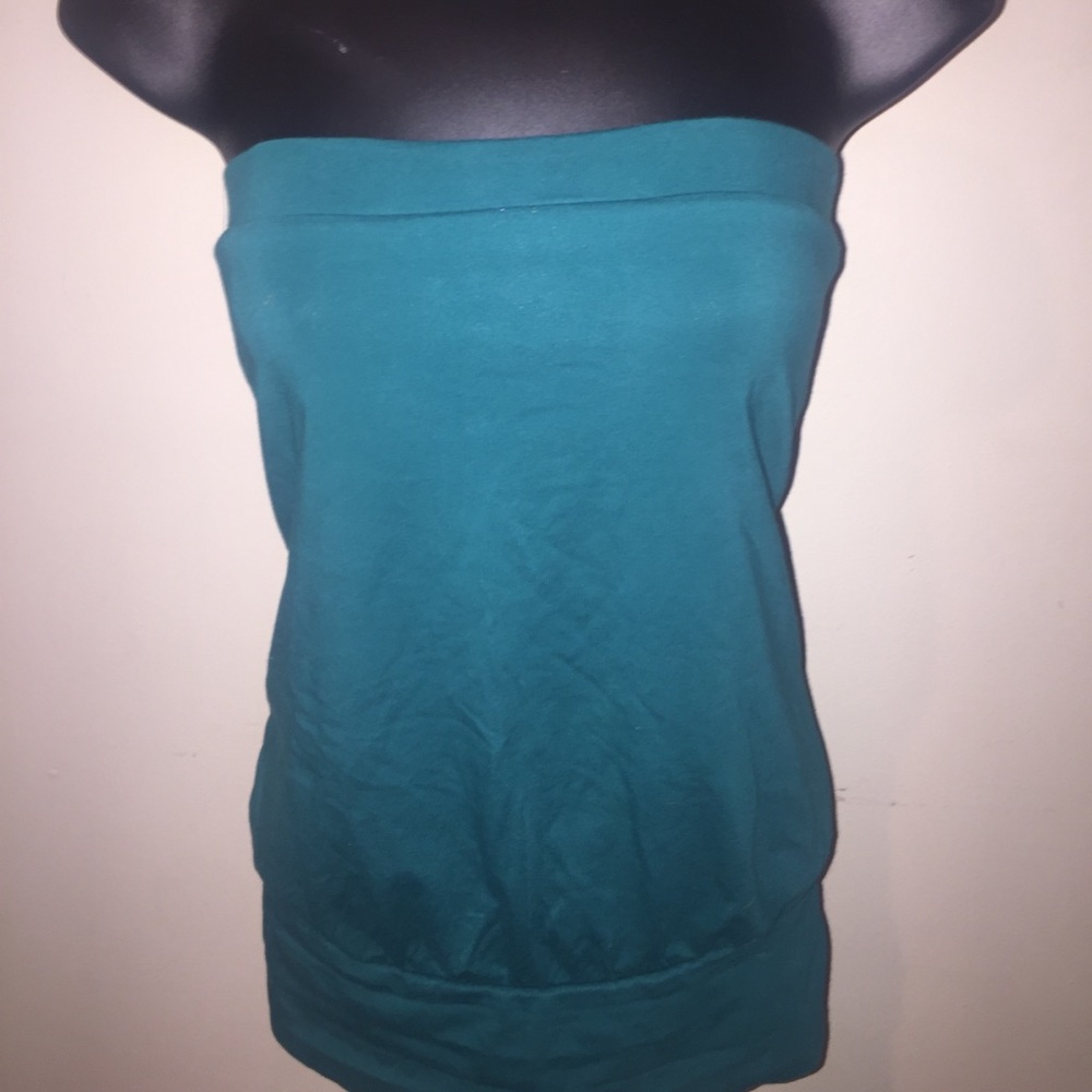 🆕Victoria's Secret strapless tank 💖