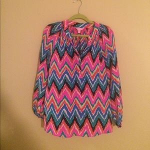 Lilly pulitzer Elsa top in multi chevron