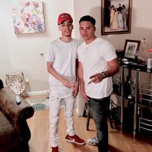 Meet your Posher, Ray