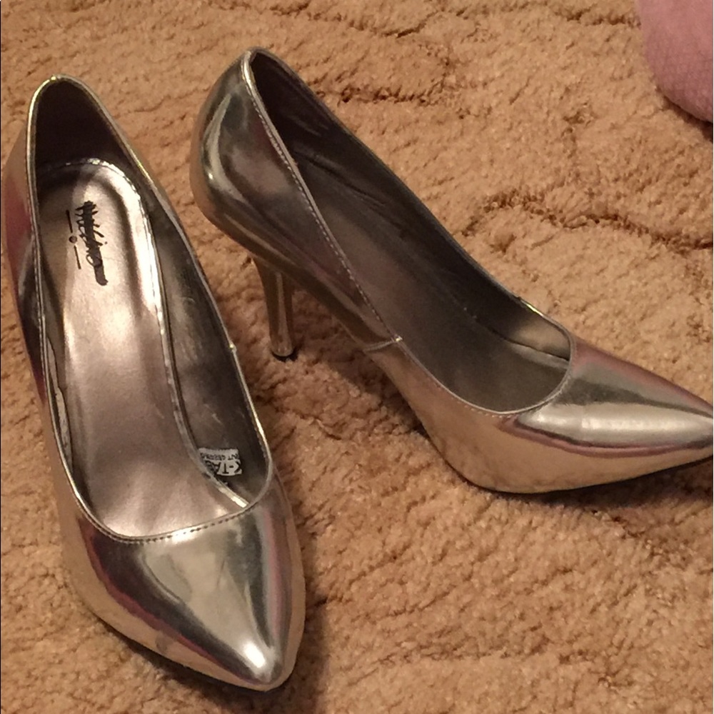 Silver heels