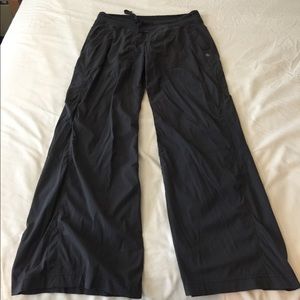 Lululemon grey studio pant 10