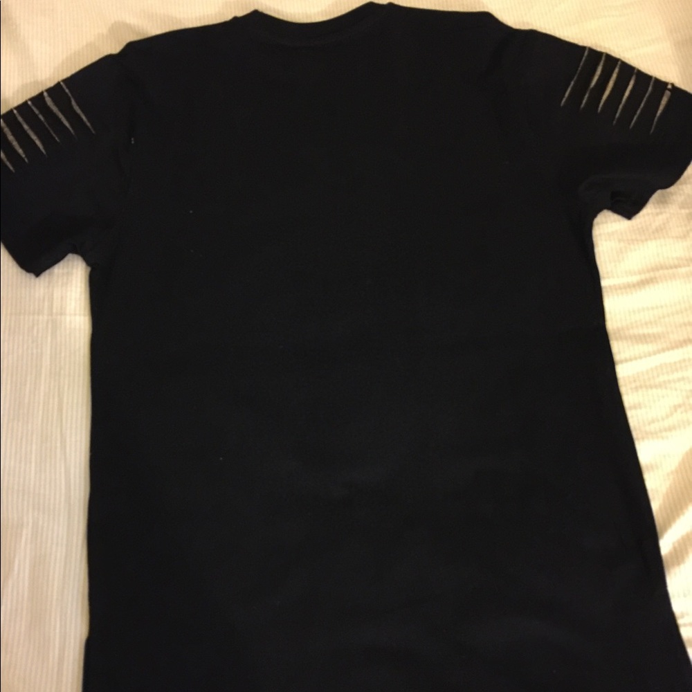Men Blocked Shredded Short Sleeve Tiger Shirt - Picture 2 of 3