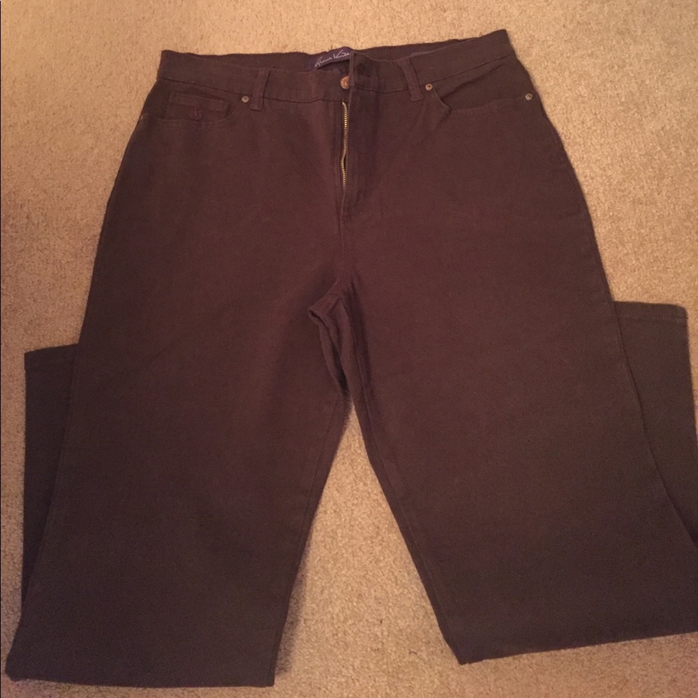Gloria Vanderbilt jeans