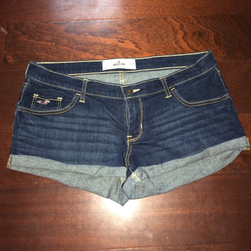 Hollister jean shorts