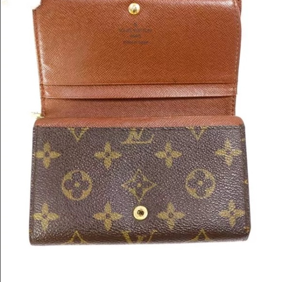 SOLD Authentic Louis Vuitton Porte small wallet - Picture 2 of 8