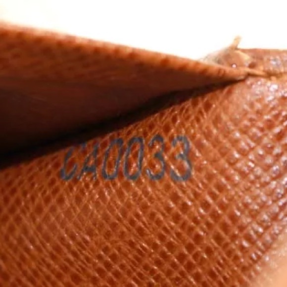 SOLD Authentic Louis Vuitton Porte small wallet - Picture 8 of 8