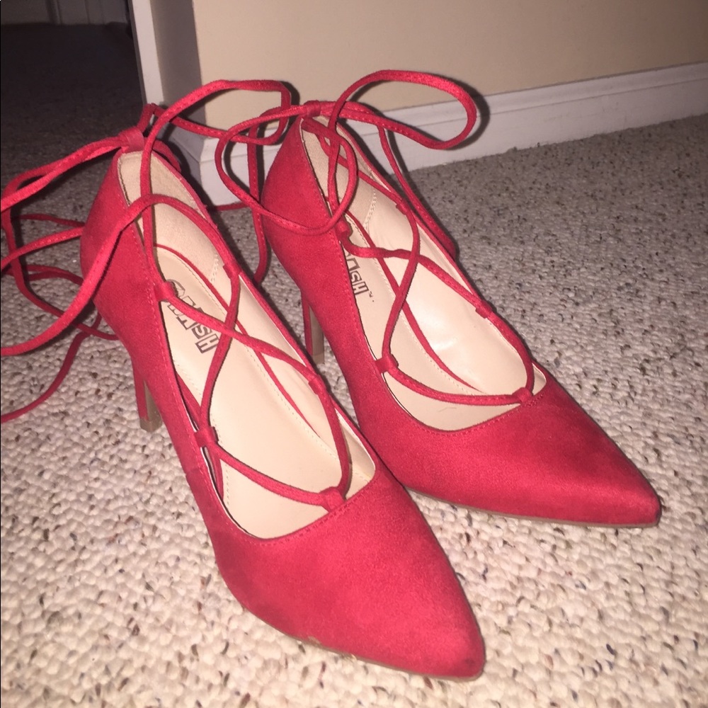 SIZE 6.5 RED LACE UP HEELS