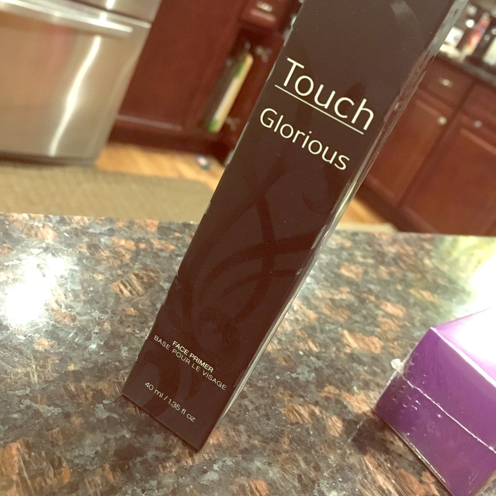 Younique Face Primer