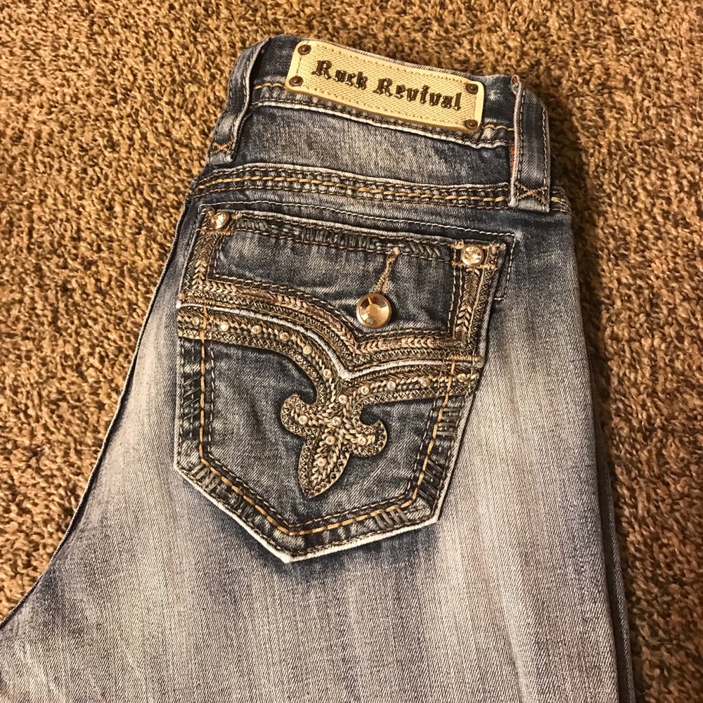 Women's rock revivals Betty easy Boot. Inseam 33"