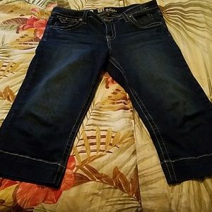 Kut from the Kloth cropped capri jeans