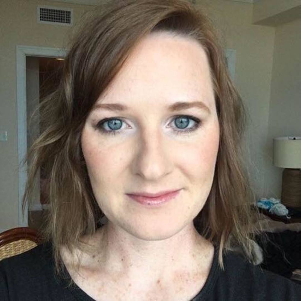 Meet your Posher, Adrea