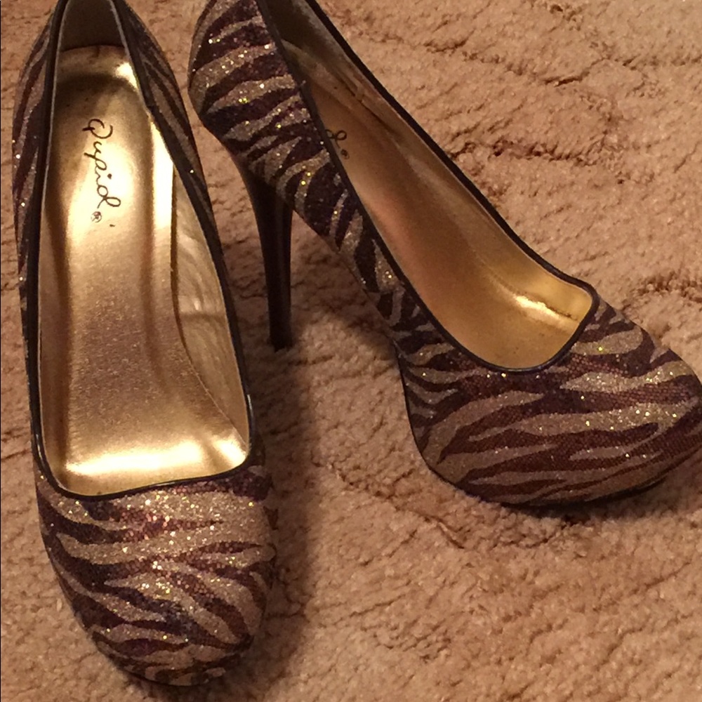 A Bundle of Heels