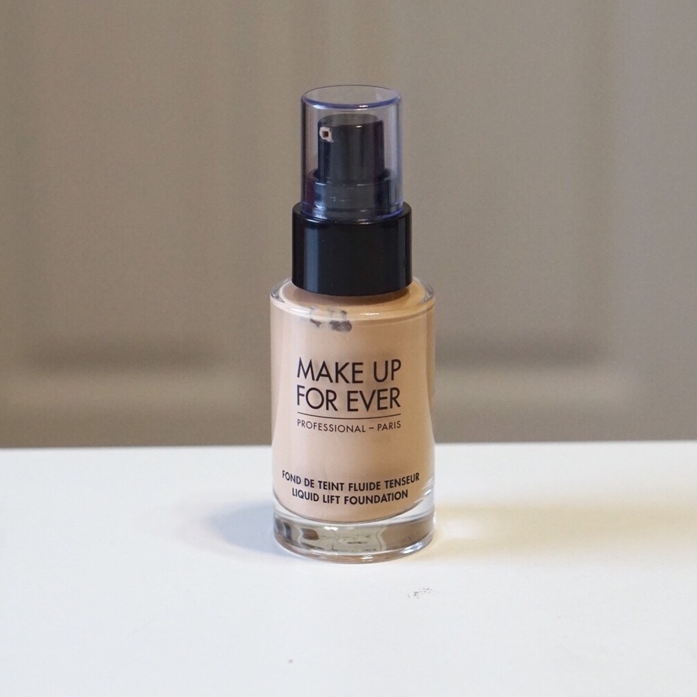 Make Up For Ever Liquid Lift Foundation