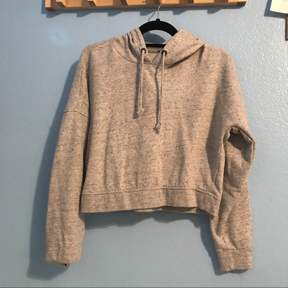 lil cropped hoodie