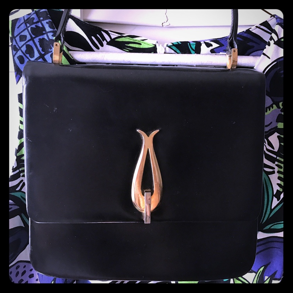 Vintage bag with unusual clasp