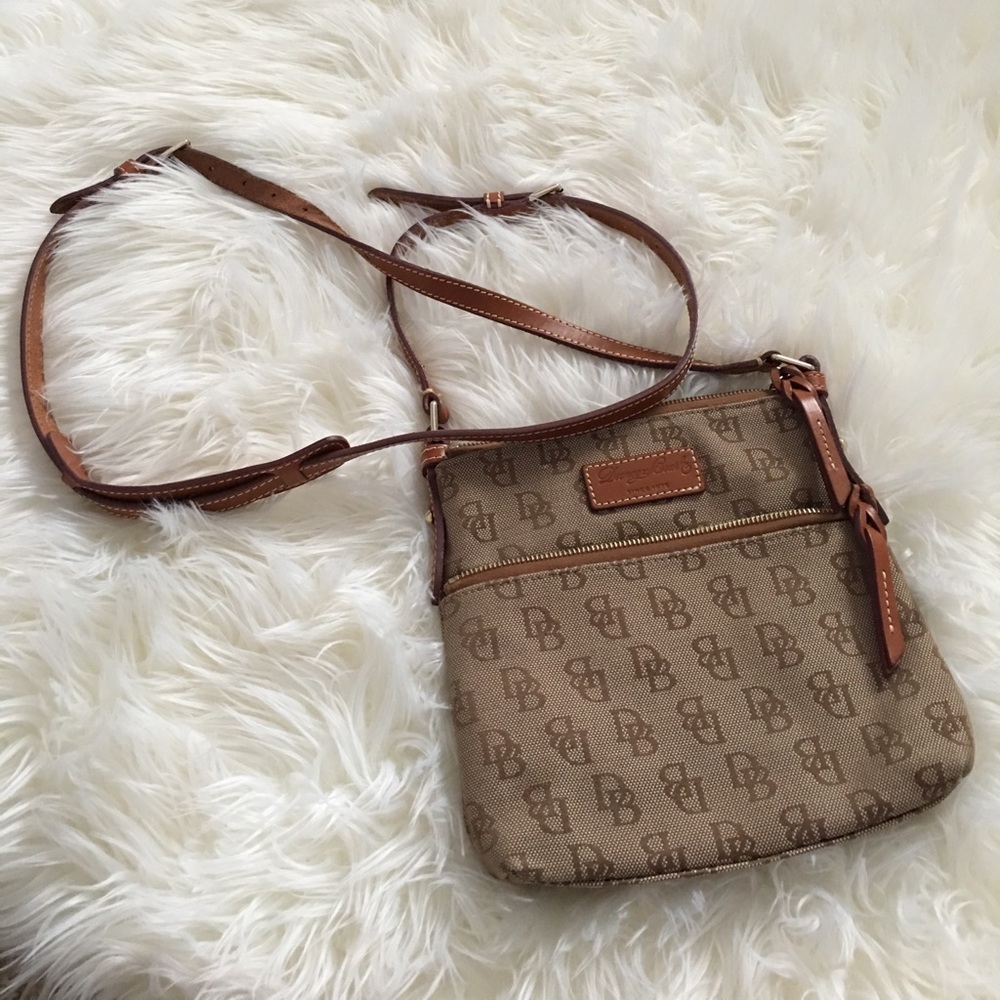 Signature Print Dooney & Burke Crossbody