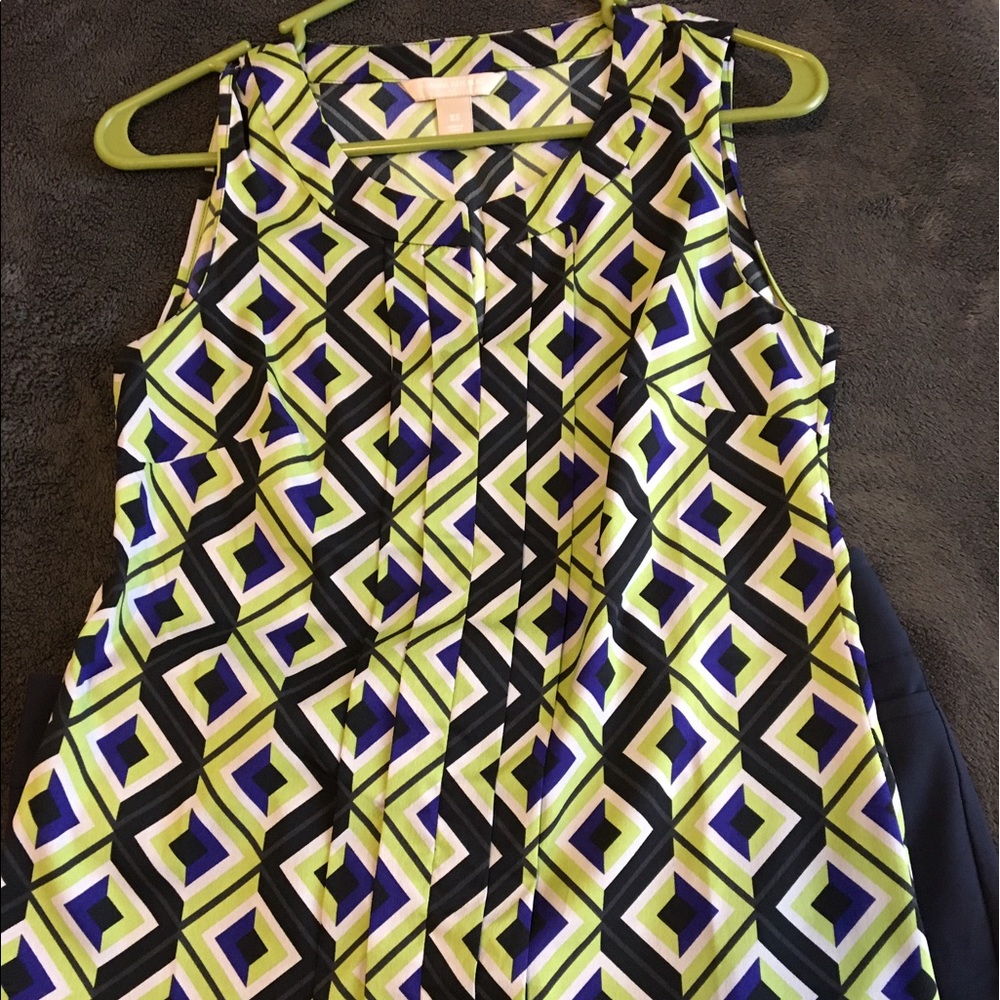Bananana Republic flirty Blouse