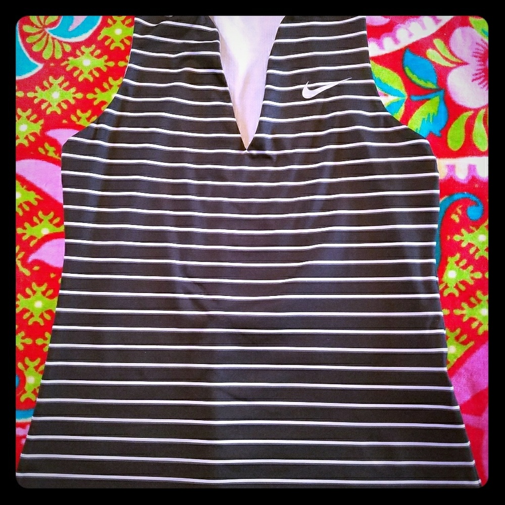 Nike dri-fit stripes tank size small