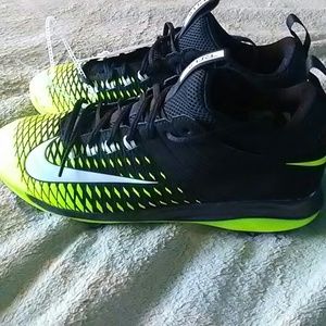 Mens Nike baseball cleats