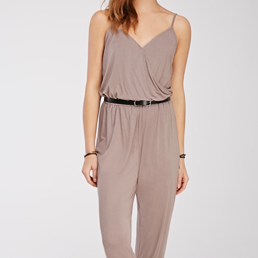 🐻 COCOA JUMPSUIT 🐻 🆕 Forever21